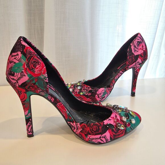 Betsey Johnson Tahini D'Orsay Pumps. Sz 7. Floral Embellished Punk Coquette - Picture 7 of 8